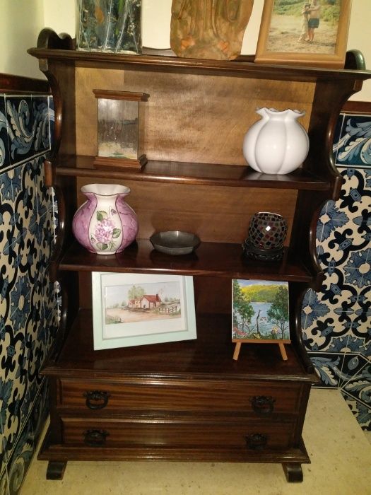 Movel corredor estreito expositor