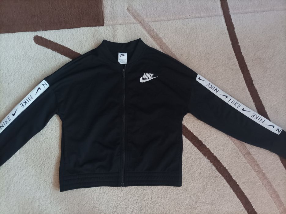 Bluza Nike rozm. 156-166
