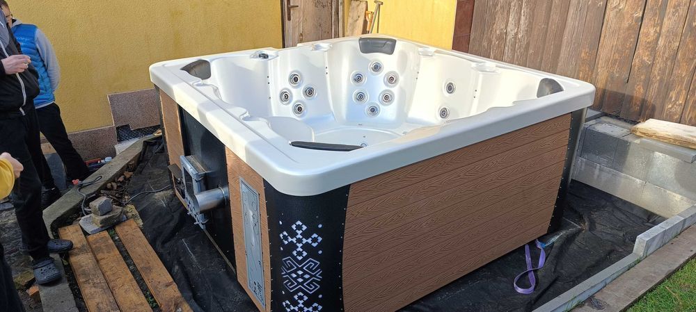 Kwadratowe Balie ogrodowe z piecem na drewno, jacuzzi ogrodowe, TANIO
