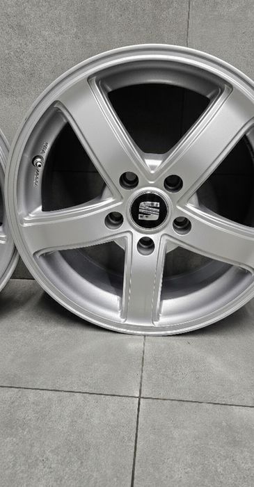 Felgi Seat Leon Skoda Octavia Audi A3 Golf Passat 5x112 ET48
