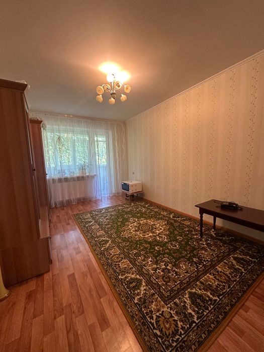 Чотирикімнатна квартира район Варуса та АТБ