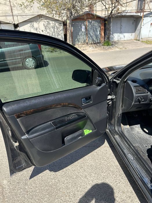 Ford Mondro 2.0 газ/бензин
