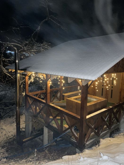 Чани на дровах Яремче/з виходом до річки/біля лісу/великий чан