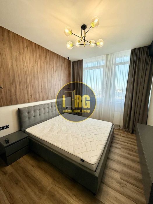 Без%, ЖК Manhattan, Берестейский 11, 27пов, КПІ, Університет
