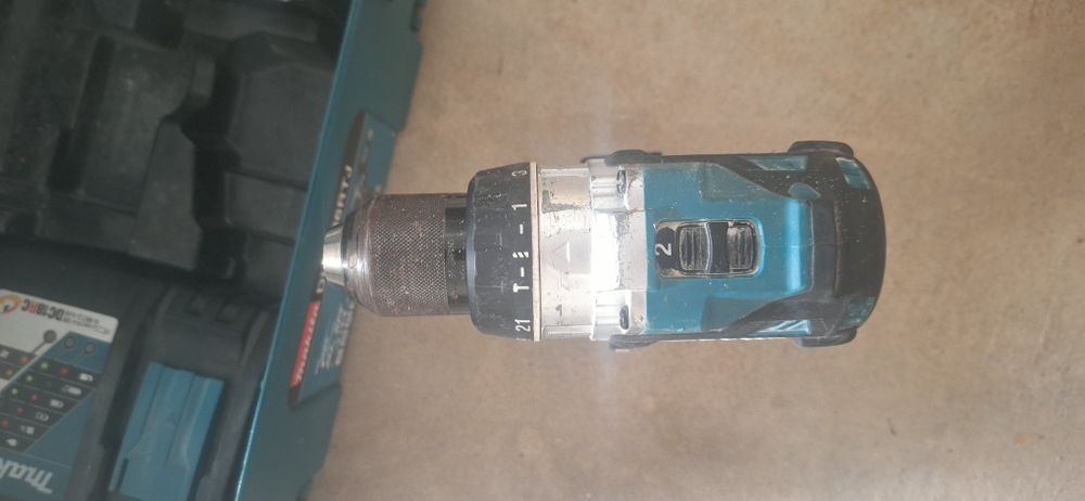 Aparafusadora Makita 18v DHP486