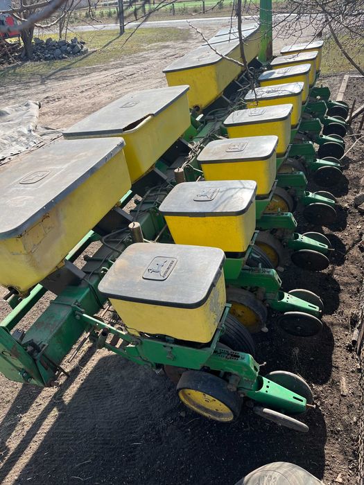 Сівалка John Deere 7000
