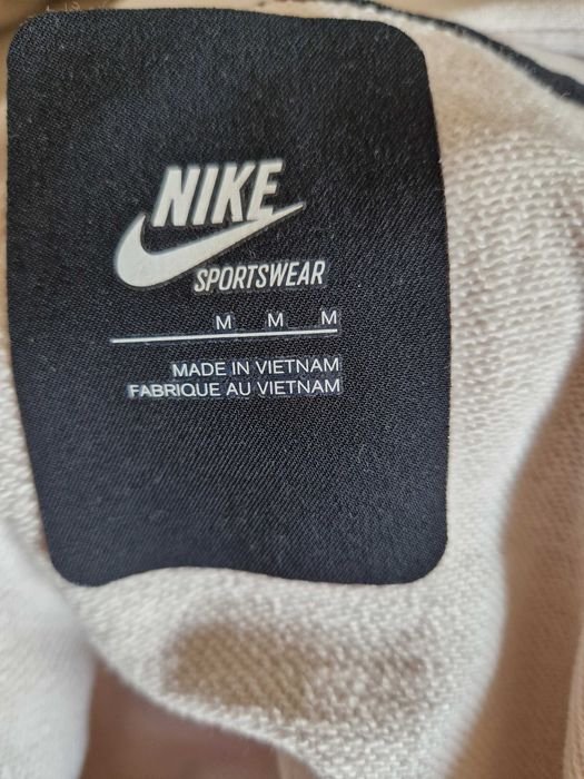 Polo com carapuço para mulher da Nike original