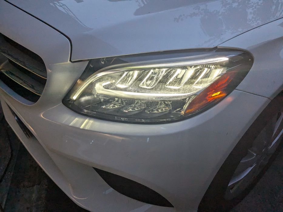 Продаж Mercedes-Benz C-Class (W205, facelift 2018) 4matic 2.0L  benzin