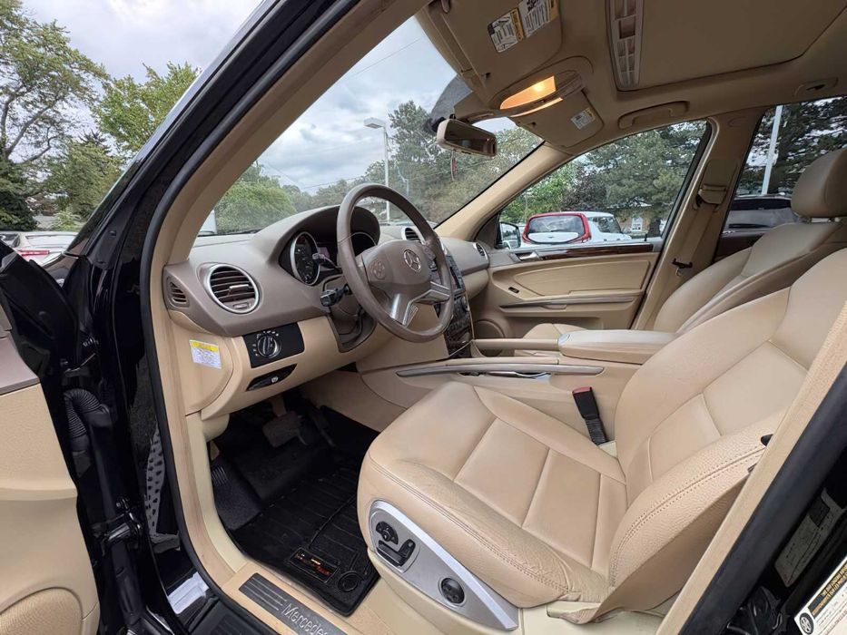 Mercedes-Benz M-Class ML 350      2011