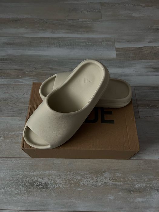 Шльопки YEEZY SLIDE BONE розмір 43