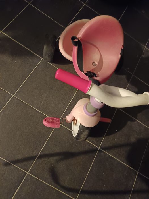 Triciclo menina cor rosa