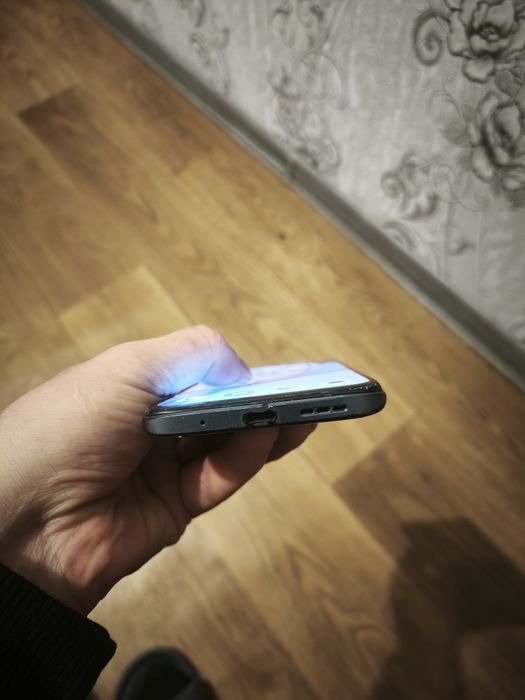 Продам Redmi 10 8/128
