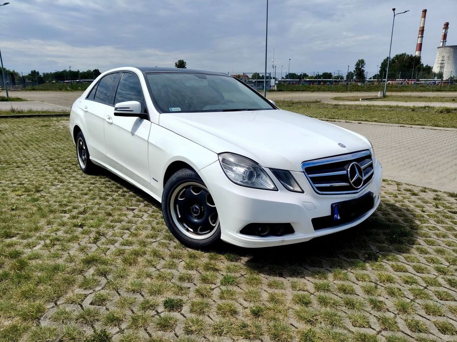 Mercedes-Benz Klasa E 1796 benzyna 163 KM Automat