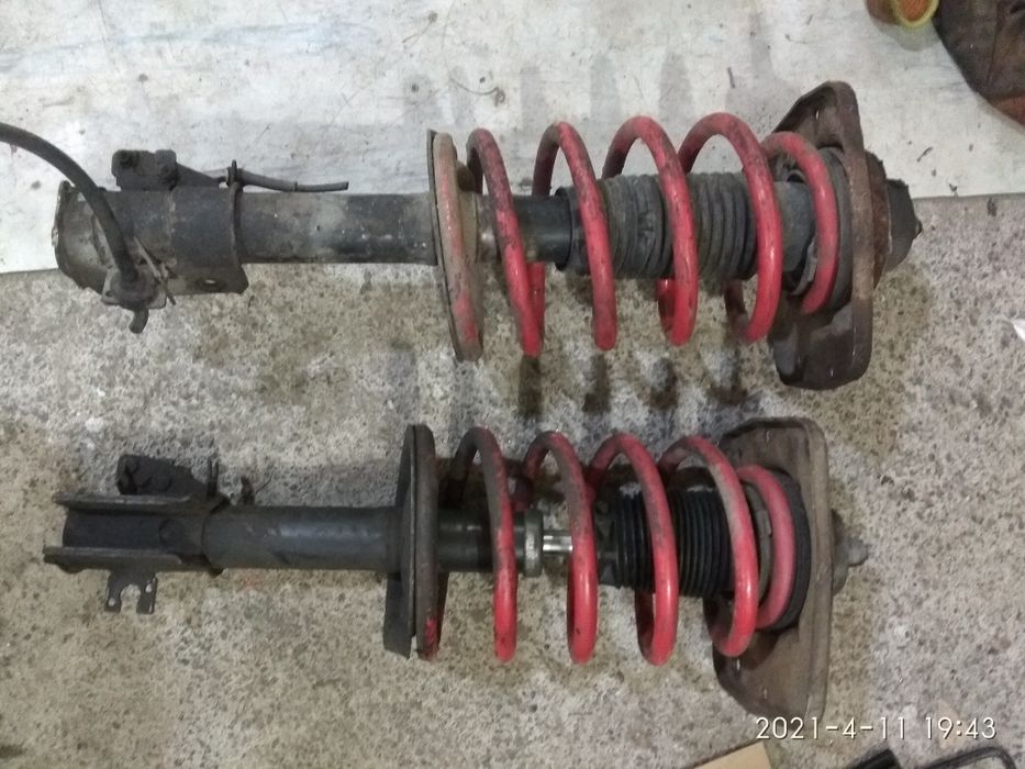 Пружини стойки  Citroen Jumpy Berlingo Пежо партнер Peugeot Fiat Scudo