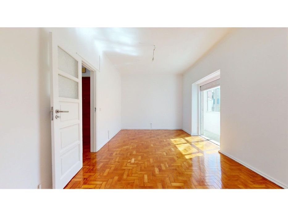 T2 com 84 m² na Amadora