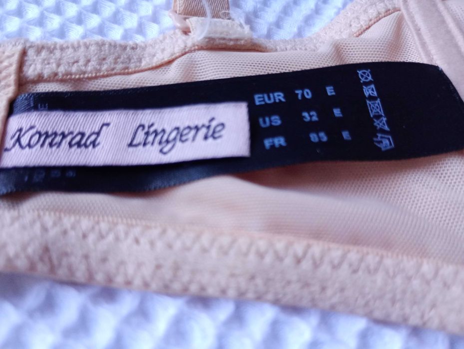 biustonosz marki Konrad Lingerie roz. 70E