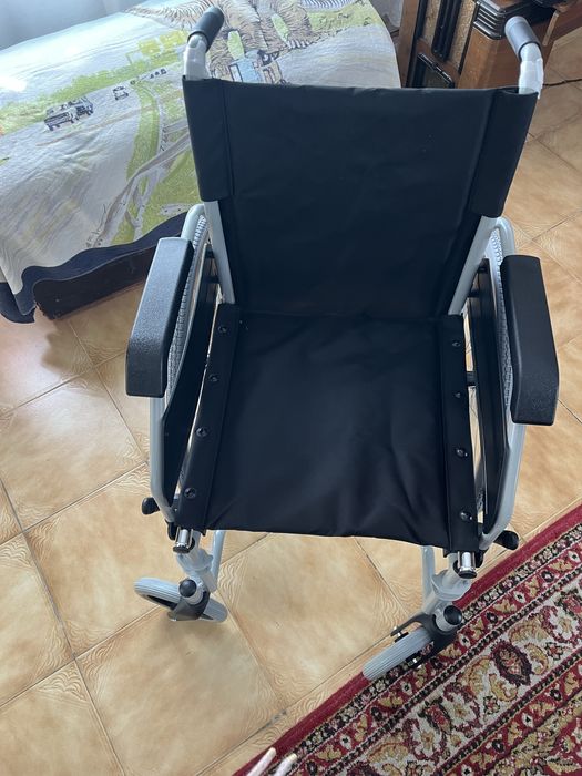 Cadeira de rodas Biort