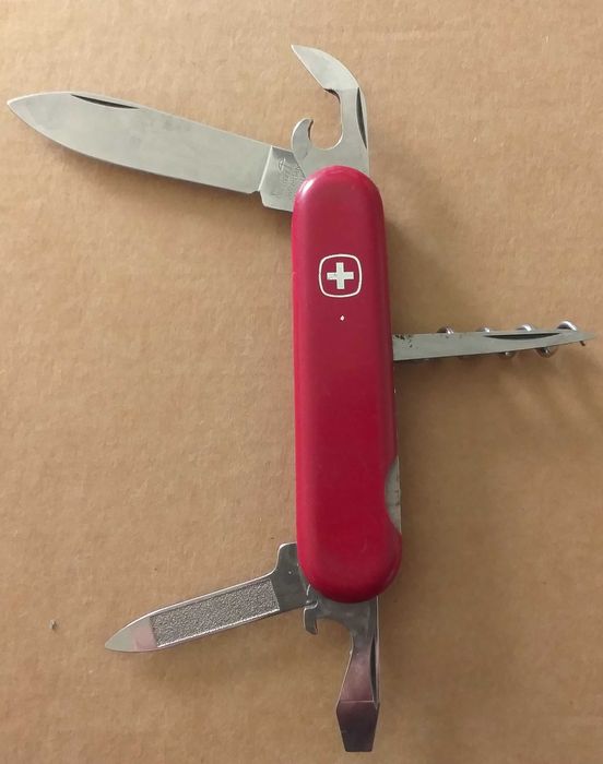 canivete wenger delemont