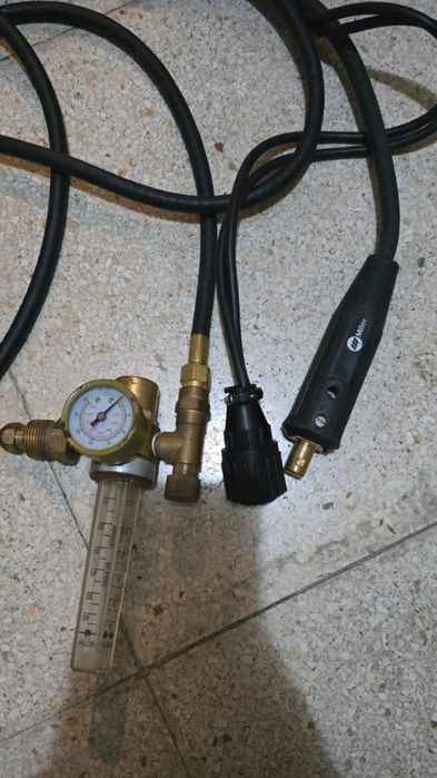 Conjunto Miller 130831 Spoolmatic 30A + Miller foot pedal wireless