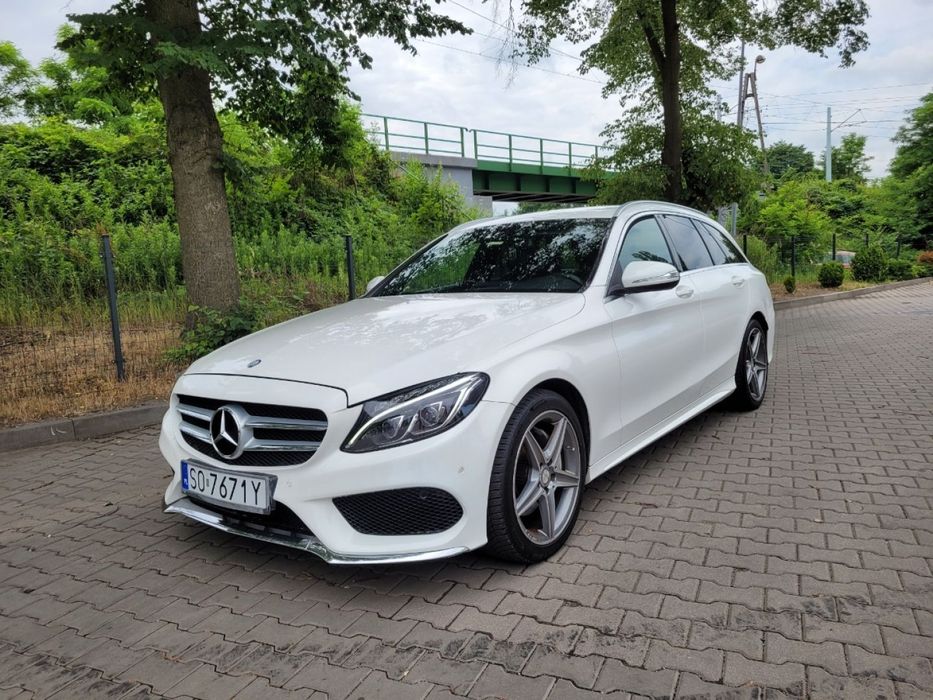 Mercedes-Benz Klasa C Amg Full led Skóry Navi Hak Czarny sufit