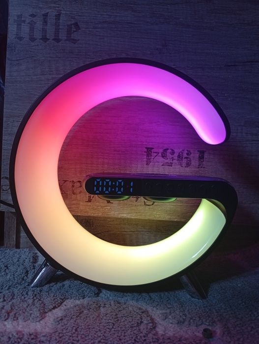 Lampa LED wielo funkcyjna