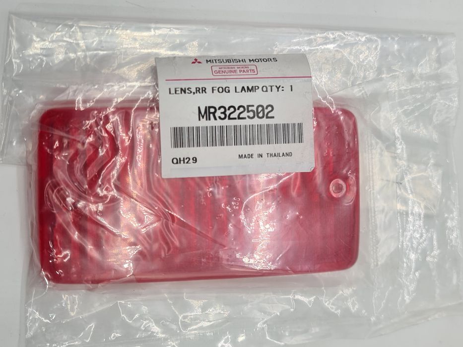 Farolim nevoeiro Mitsubishi MR322502