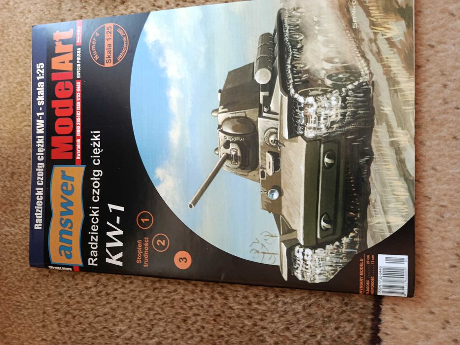 Model kartonowy Radziecki czołg ciężki KW-1