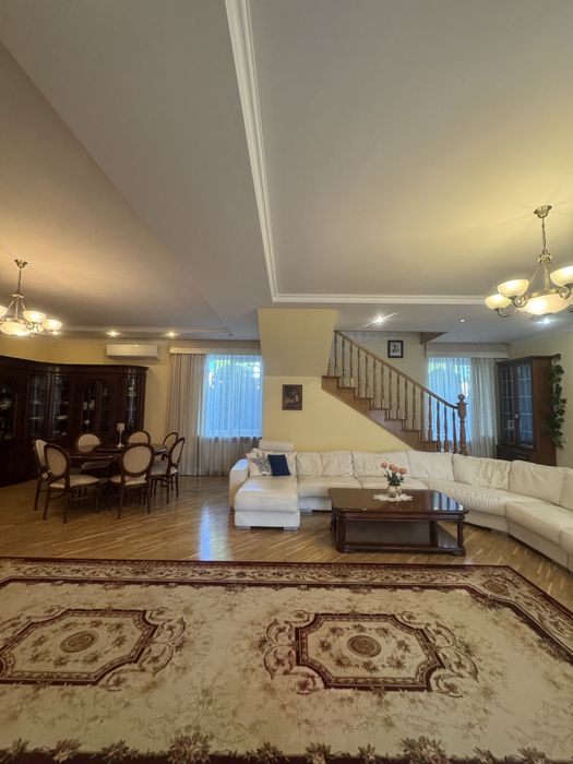 Продаж затишного будинку в м.Луцьк