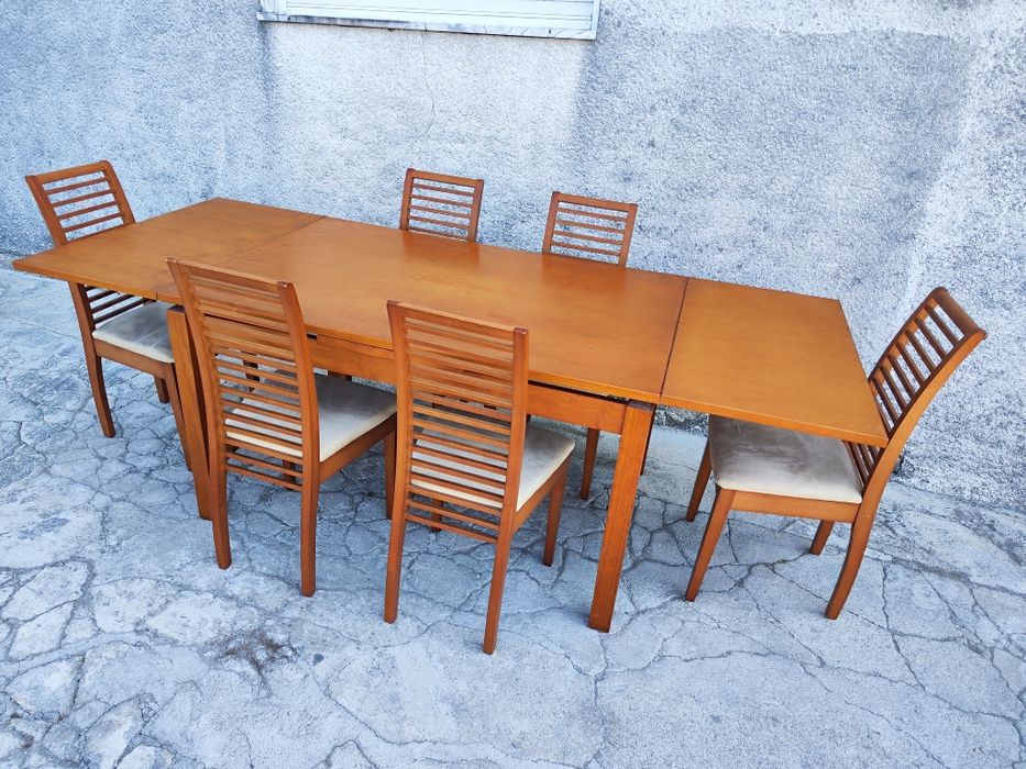 Mesa Extensível em Madeira Maciça + 6 Cadeiras