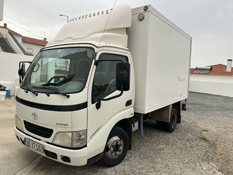 Toyota dyna 35/25 d4d 2500 frigorifica