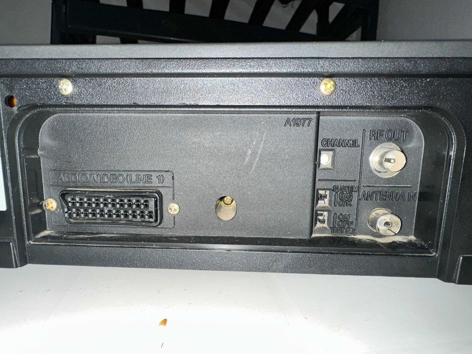 Leitor Sharp VHS Modelo VC-M430BM Com Comando