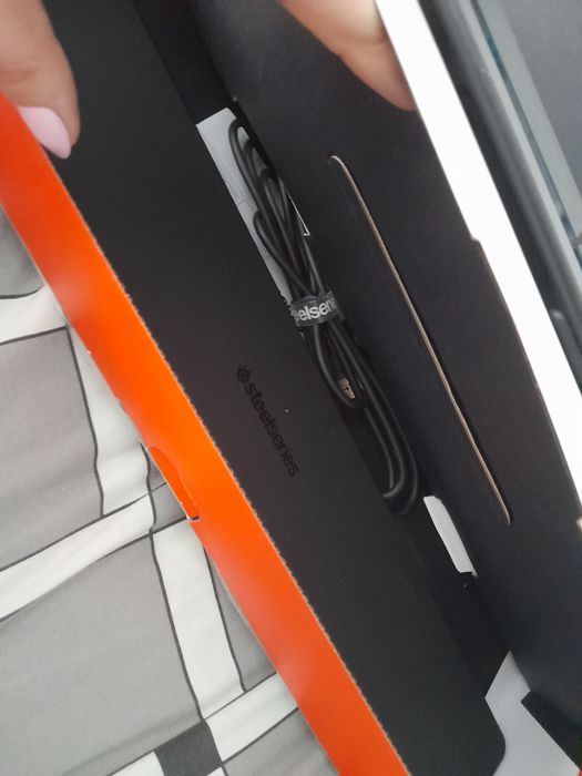 Nowa klawiatura Apex 5 Steelseries