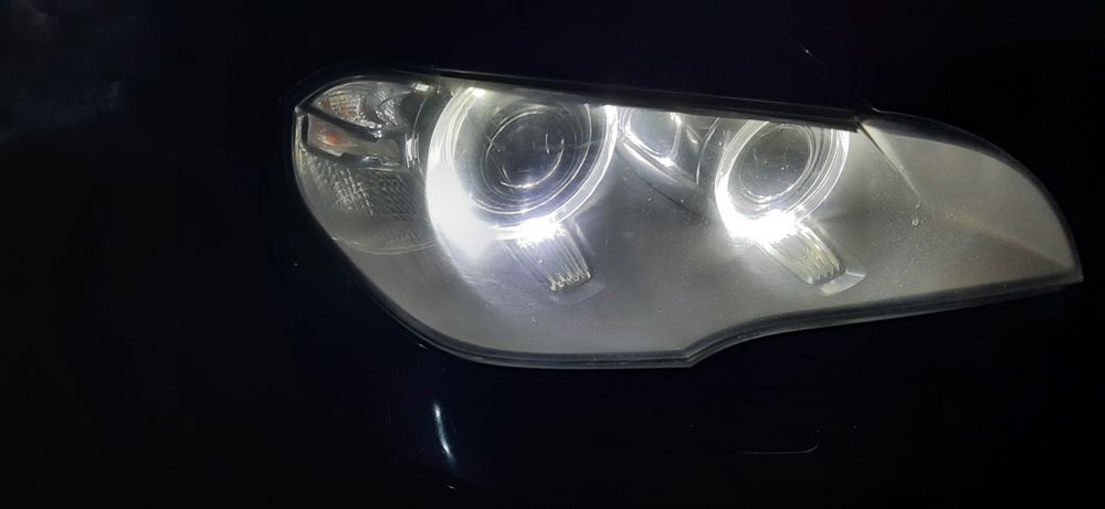 BMW x5 e70 (рестайлінгова)