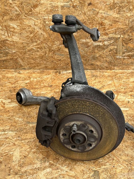 AUDI A4 S4 B8 A5 8T A6 C7 A7 4G LIFT Zwrotnica zawieszenia prawa