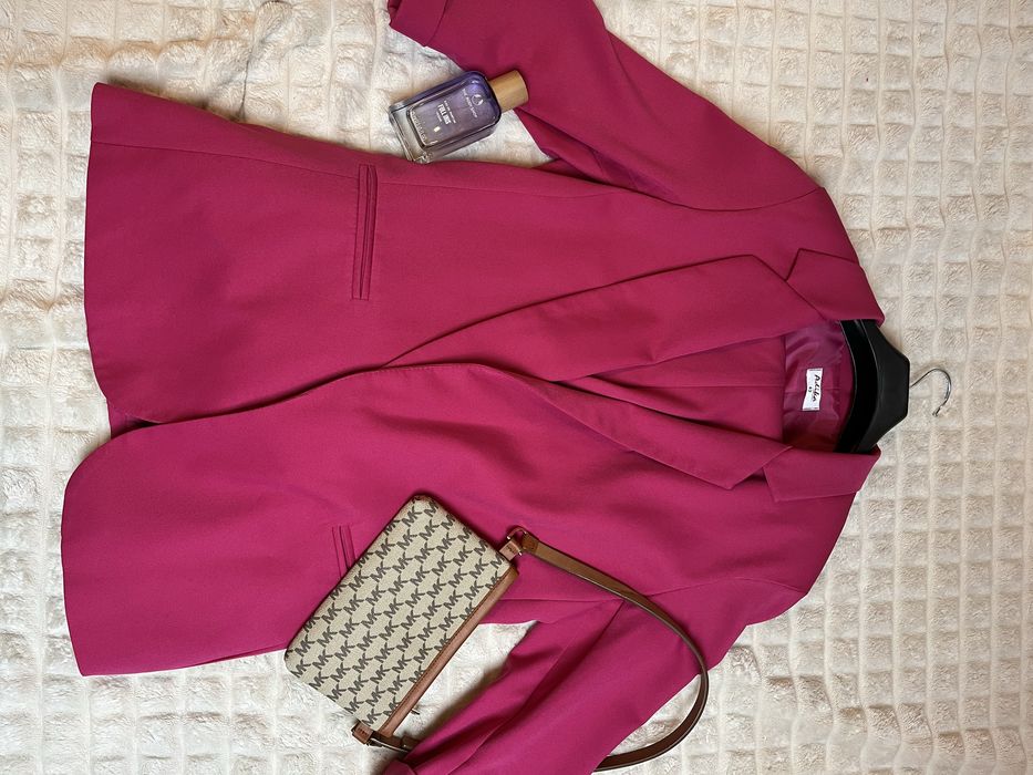 Sprzedam garnitur Damski