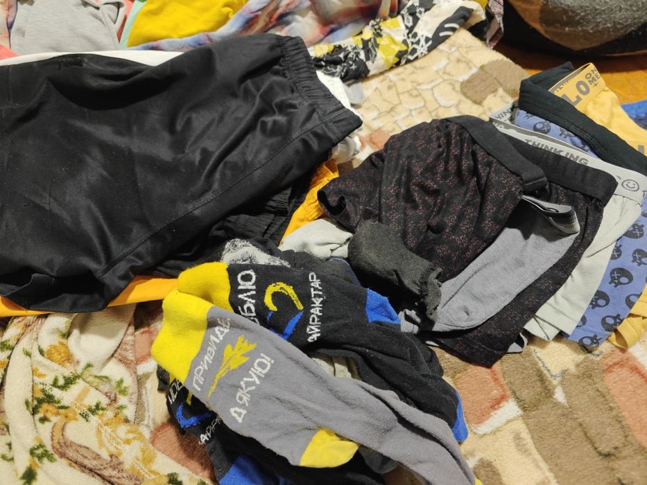 Пакетом підлітку 12-14 шкарпетки шорти футболки труси