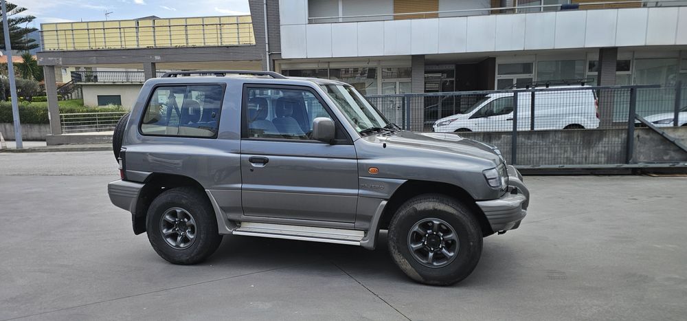 Pajero 2,8 GLS abas largas