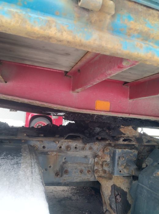 Напівпричеп Наngler 1998 року