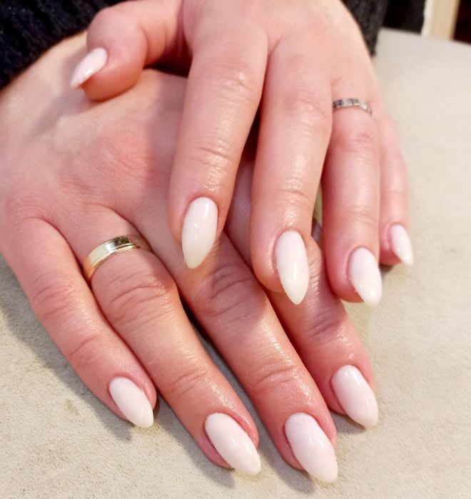 Зняття+манікюр+покриття гель-лаком 450 грн