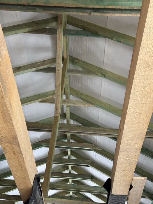 Продам недобудований будинок  170 квадратів+ тераса 60 квадратів