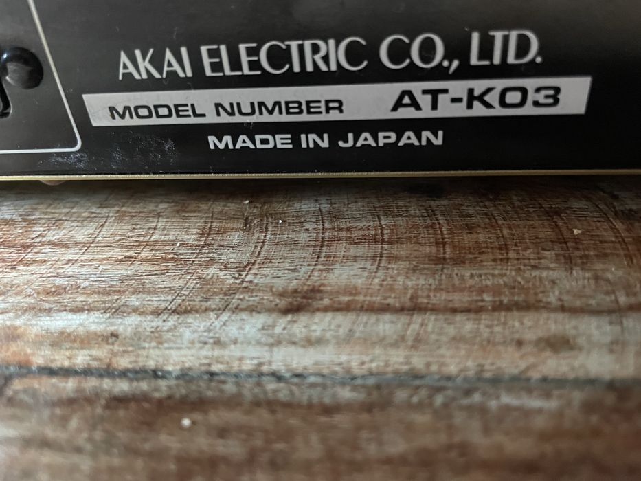 Tuner FM akai AT-K03