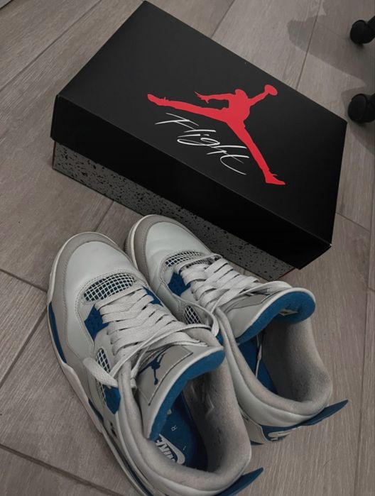 Tênis Air Jordan 4 OG “Azul Militar”