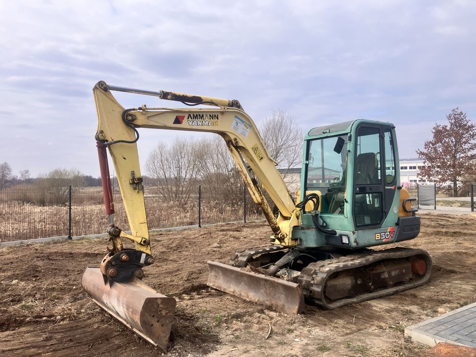 Koparka Yanmar B 50 V