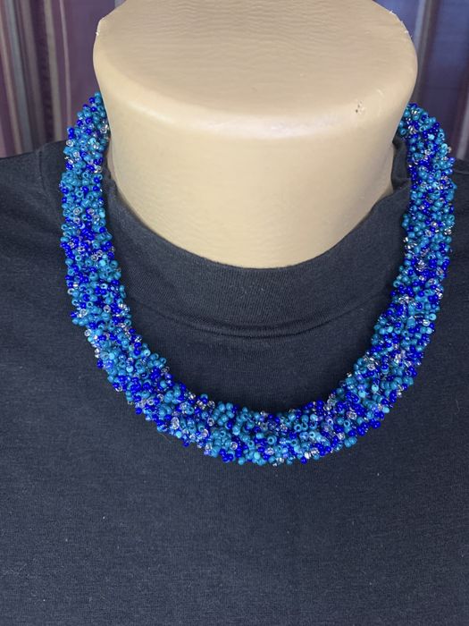 бусы (намисто ) ручна праця