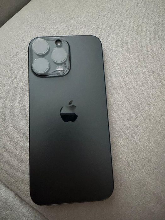 Na sprzedaż iPhone 16 Pro Max 512 GB