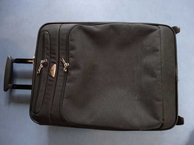 Walizka SAMSONITE na Kółkach 4 Przegrody