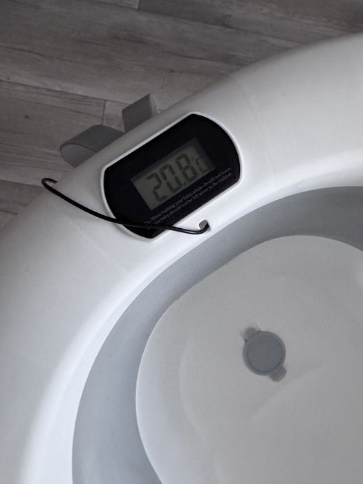 Wanienka ze stojakiem i termometrem