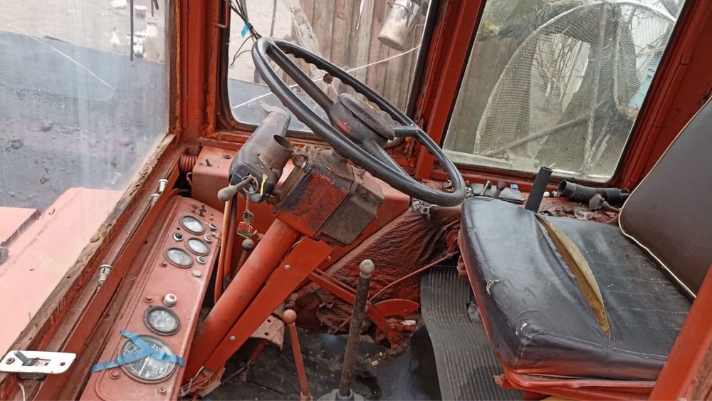 Продам трактор Т-25