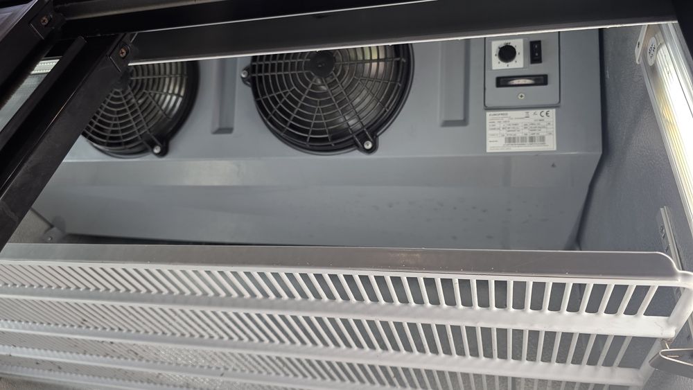 Expositor refrigerado para bebidas