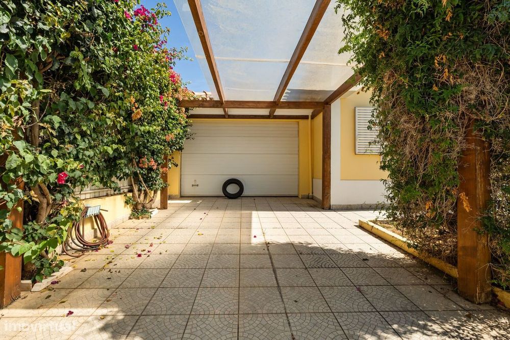 Moradia Isolada T5 com jardim, Quinta da Bicuda, Cascais
